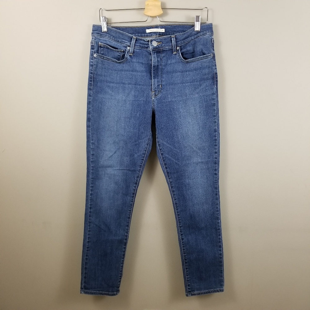 Levi's Slimming Skinny Stretch Ankle Jean sz 32